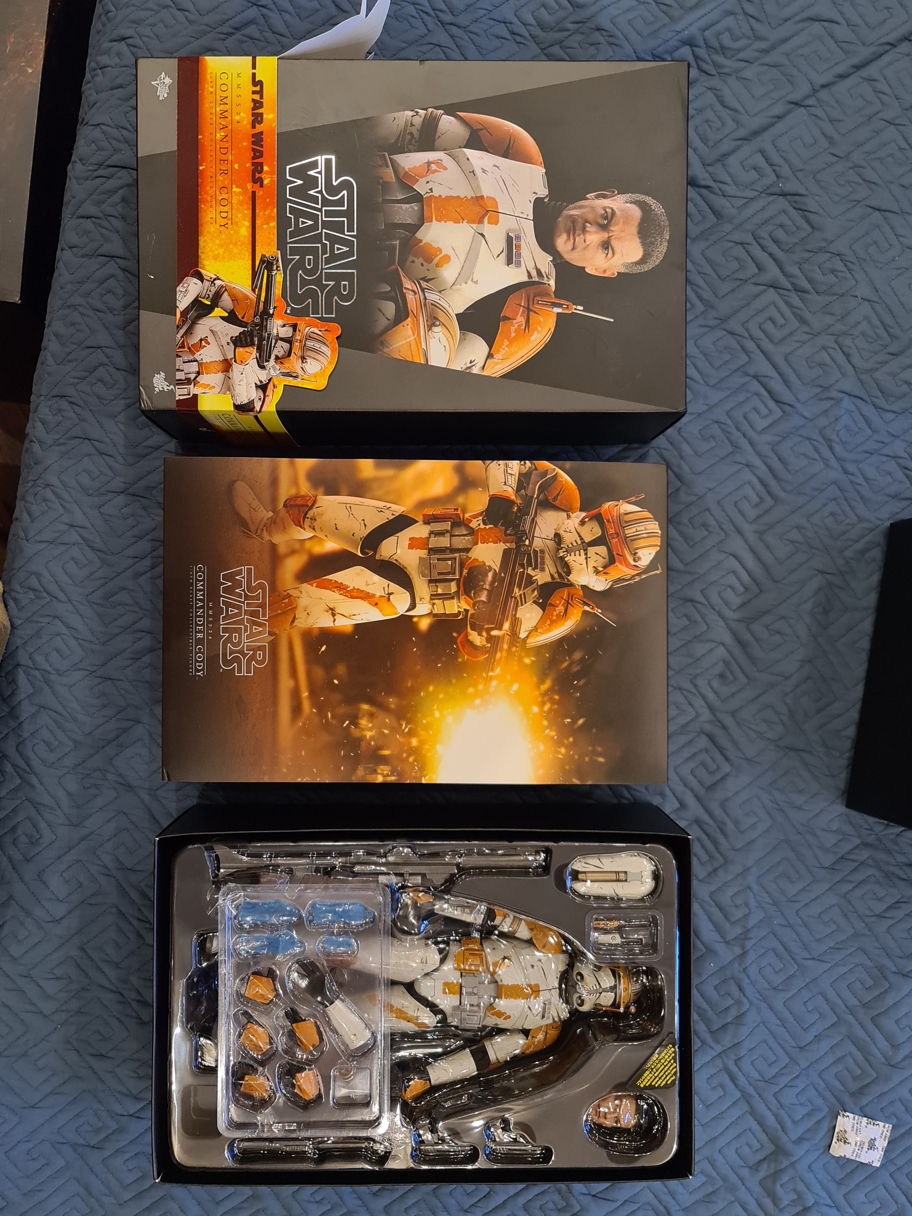 Hot Toys - Commander Cody - 1:6 Scale Collectible Episode III: Revenge of the Sith - Movie Masterpiece Series