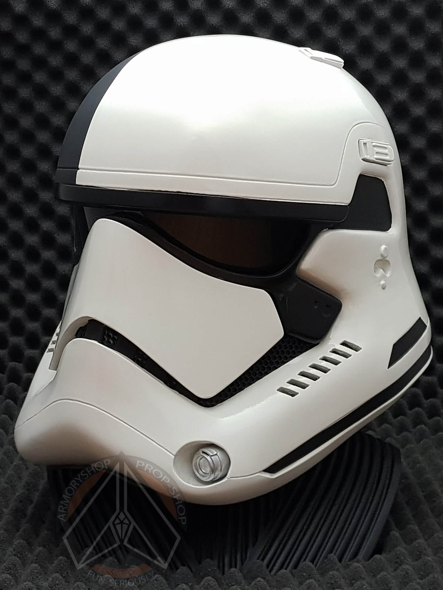 Star Wars StormTrooper Helmet 3-D GunMetal Enamel Necklace Licensed NEW UNUSED 