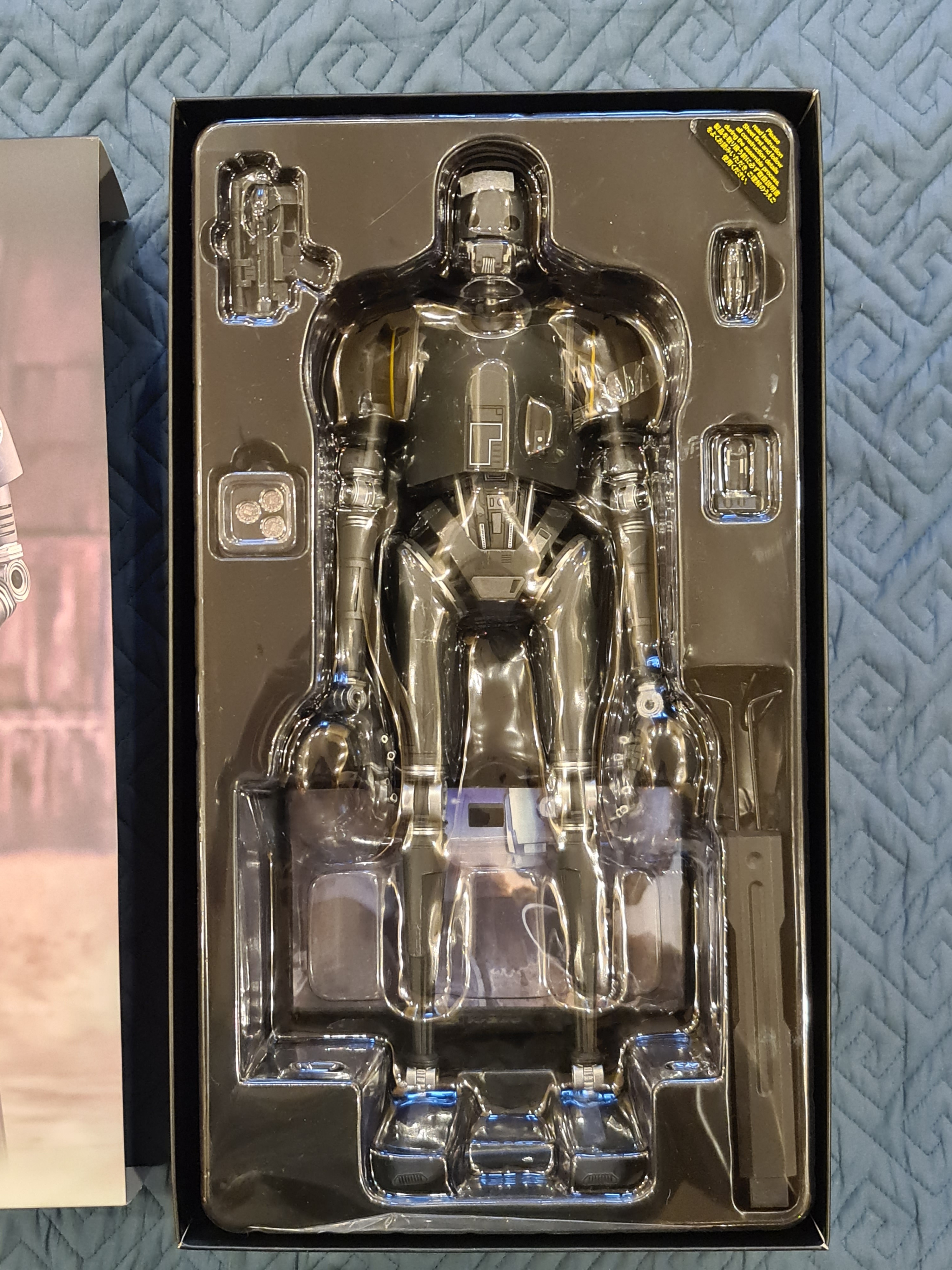 Hot Toys - K-2SO - 1:6 Scale Collectible - Rogue One: A Star Wars Story - Movie Masterpiece Series